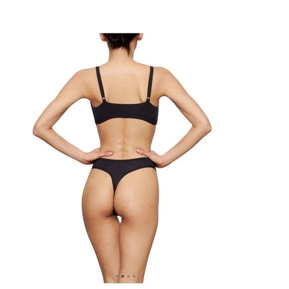 SKIMS Deep sea ( dark green) sheer fits everybody thong‎ NWT size 4X - Picture 5 of 6